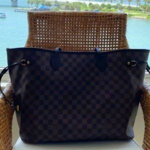 Louis Vuitton Damier Ebene Neverfull GM Bag